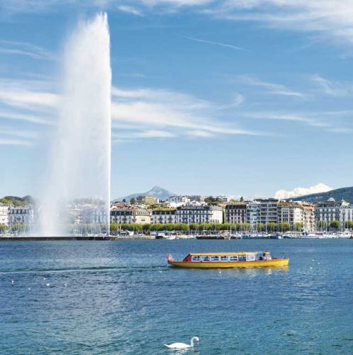 Fotokarte Genf Genève Jet d'eau gelbes Schiff